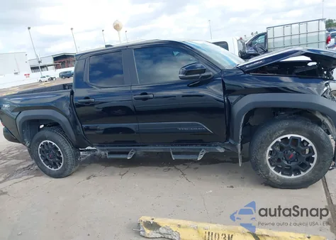 2024 Toyota Tacoma Hybrid Trd Off Road z USA, uszkodzony, nr VIN 3TYLC5LN7RT001606